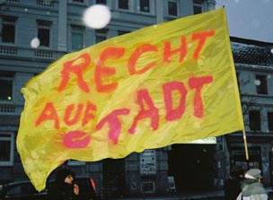 Theo bruns BY-NC-SA Parade Fahne 1 theo 304px.jpg